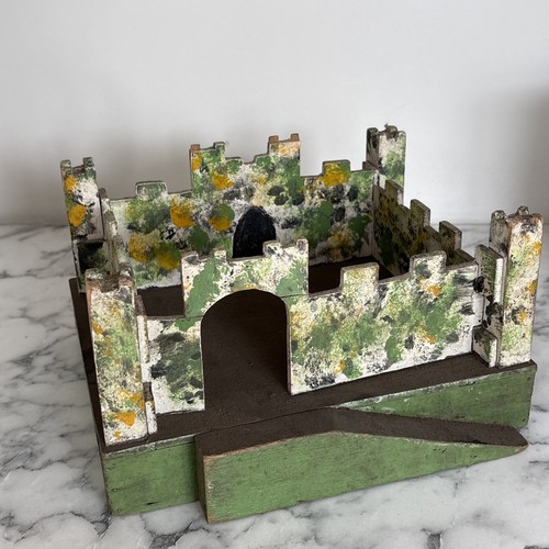Vintage small wooden military - vintage,