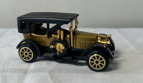 Vintage die cast metal classic - vintage,