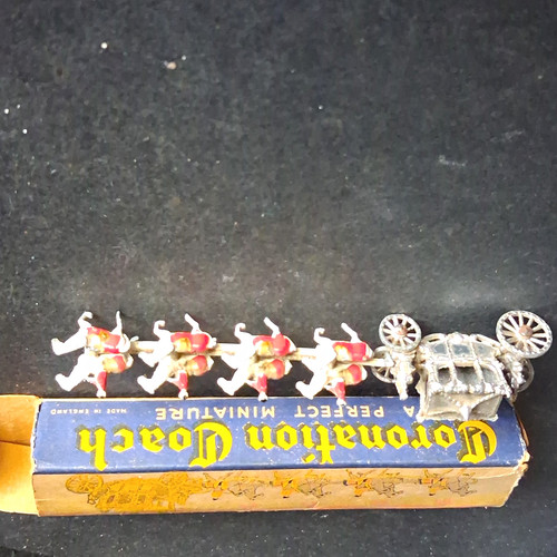 Perfect miniature coronation - a,
