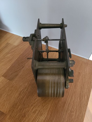 Fusee dial clock movement - fusee,