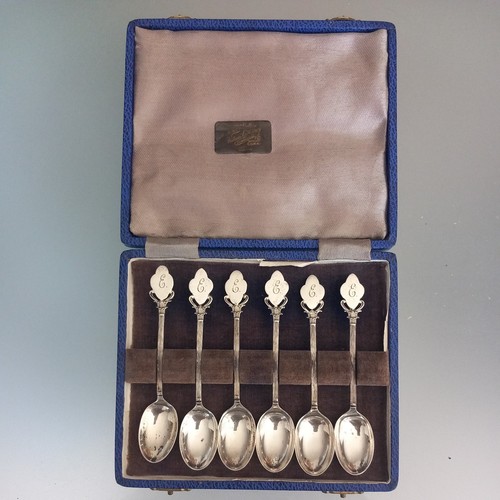 Boxed set hallmarked silver - set,