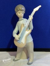 Lladro 4614 boy with guitar - lladro,