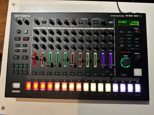 Roland rhythm performer - roland,