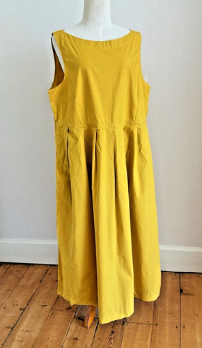Toast dress chest 46in - dress, 18