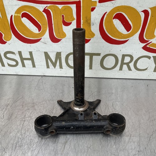 Triumph pre unit bottom - pre,