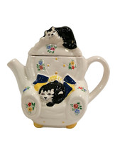 WADE England  Vintage Armchair Cats Whimsical Teapot Feline Collection