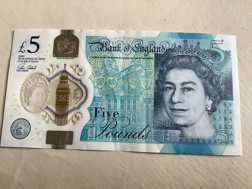 Five pounds banknote - pounds, banknote.