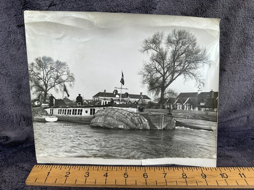 1950 early press - early, photograph