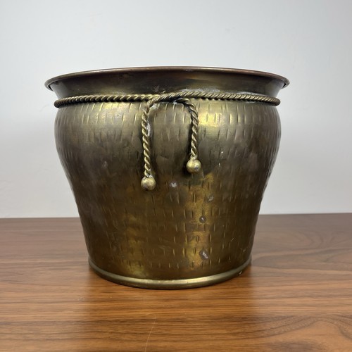 Brass pot large - large, hand