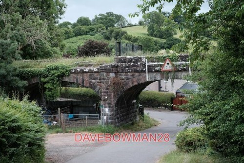 Photo old railway viaduct - photo,