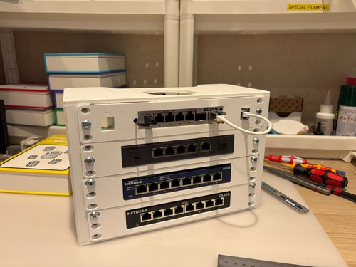 Compact server rack - compact, 3d