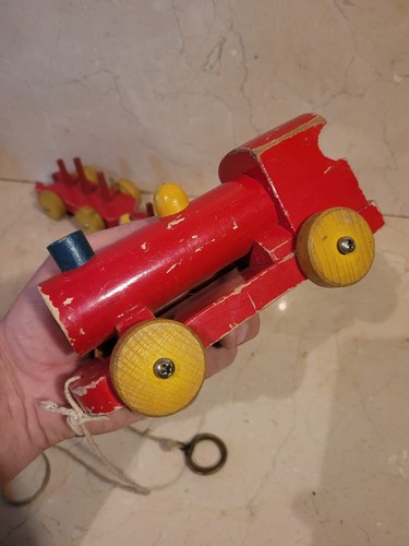Nicoltoys vintage wooden pull - vintage,