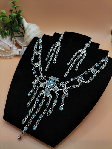 Stunning sparkling wedding - stunning,