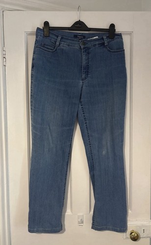 Straight jeans with pocket - jeans,
