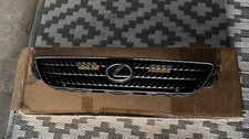 Lexus IS200/300  Front Grill