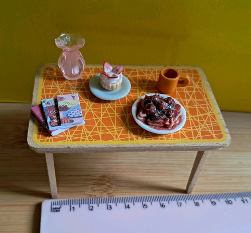 Vintage dolls house lundby - dolls,