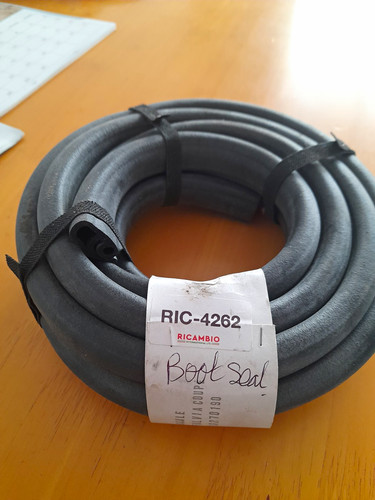 Lancia fulvia boot seal - lancia,