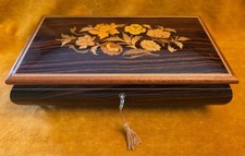 Italian REUGE Floral Inlaid
