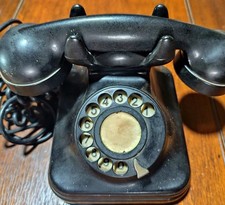 OLD VINTAGE BLACK BAKELITE