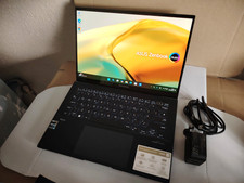 Asus Zenbook UX3402VA 14" 2.8K OLED Touchscreen 13th gen Intel i5 16GB 
