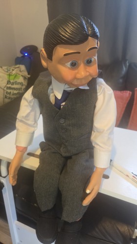 Extremely rare ventriloquist - rare,
