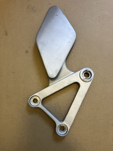 Honda vfr400 nc30 - vfr400, footrest