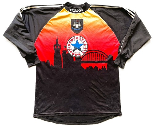 Newcastle goalkeeper shirt - goalkeeper,