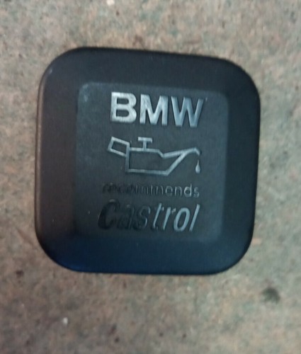 Bmw 325 2004 oil cap - 325,