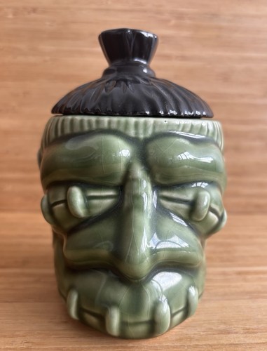 Grass tiki ceramic - grass,