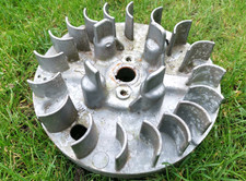 Briggs & Stratton Engine Flywheel 590420 For Petrol Lawn Mower