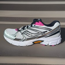 New Women's Size 7.5 Saucony