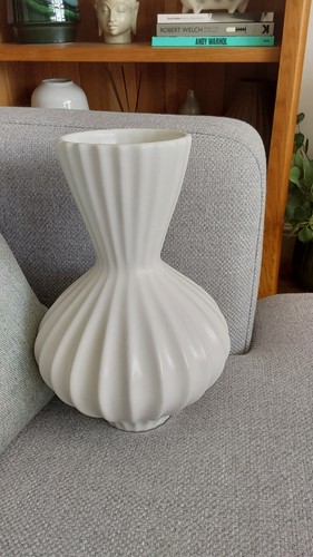 Jonathan adler vase white - jonathan,