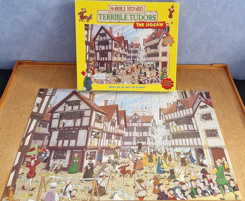 Horrible histories 300 piece - 300,