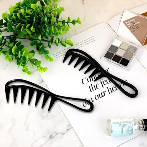 Wide tooth comb for curls - wide,