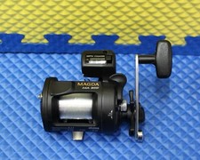 Okuma Magda Line Counter Trolling Reel Pre-spooled w/17lb/200yd Mono MA 20D