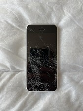 *Smashed Screen* Apple iPhone