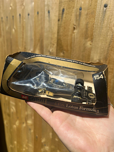 Corgi 154 jps lotus ronnie - lotus,