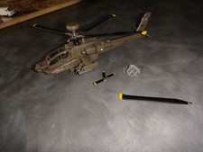 1/72 scale Diecast Model tank AH-64 Apache Longbow attack helicopter - damaged