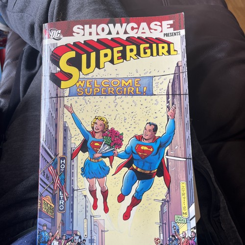 Showcase presents supergirl - showcase,