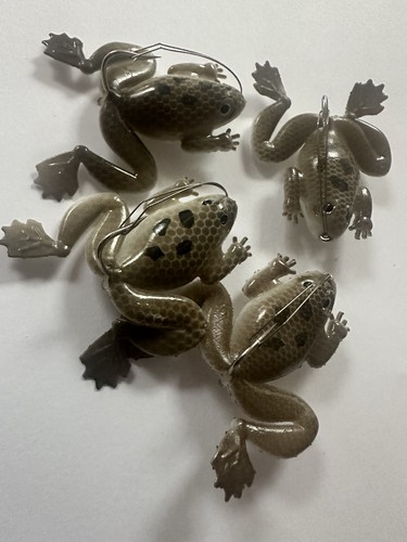 Weedless soft frog bass - 4,