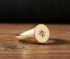 18ct Gold Men's Oval Signet