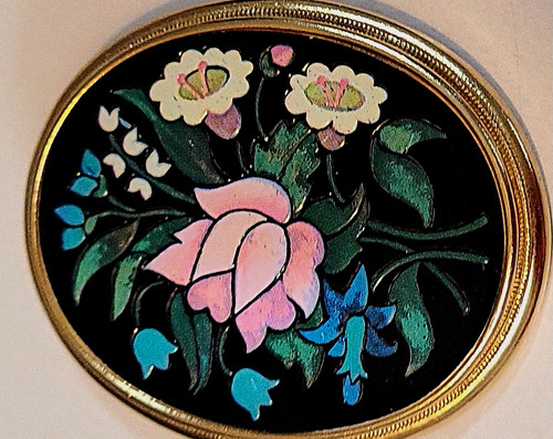 Avon vintage oval - vintage, floral