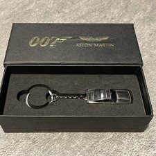 NIB Aston Martin Vantage V8