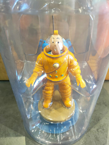 Tintin hergé cosmonaut - tintin,