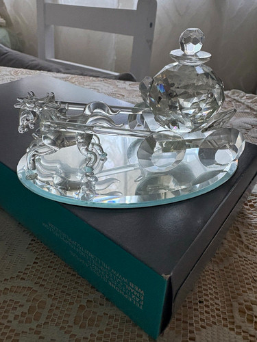 Unmarked clear glass - unmarked, unicorn