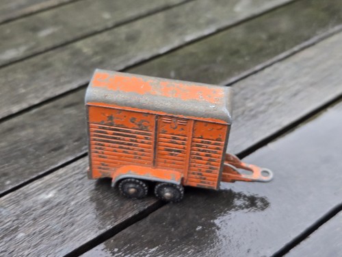Dinky horse box - dinky, orange