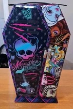 Creeperific Monster High Coffin Carry Case  Great Condition