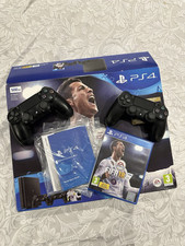 Sony PS4 500GB 2 controllers