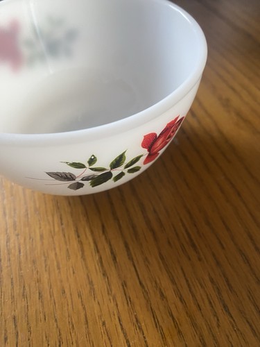 Vintage pyrex tiny casserole - pyrex,