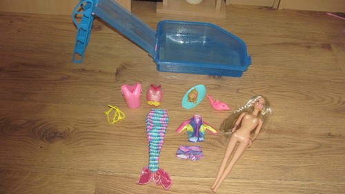 Barbie camper van the pool - barbie,